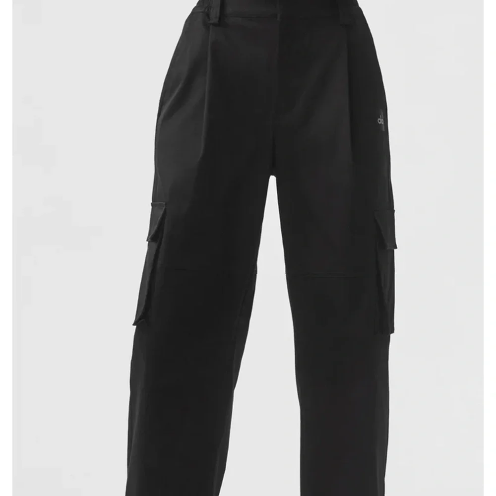 Alo Black Cargo Pants - Picture 1 of 7